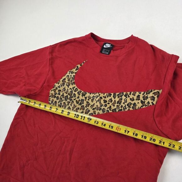 Nike Sweatshirt Womens Red Big Cheetah Swoosh Outdoor Ladies Athleisure Sz Small - Picture 4 of 10